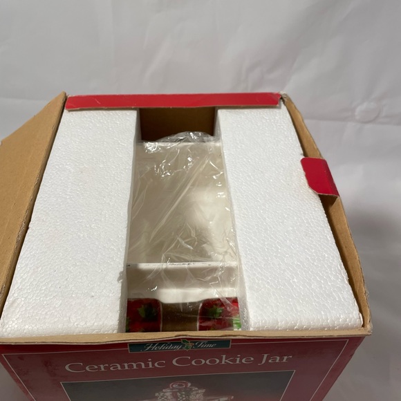 Ceramic Cookie Jar - Picture 12 of 13
